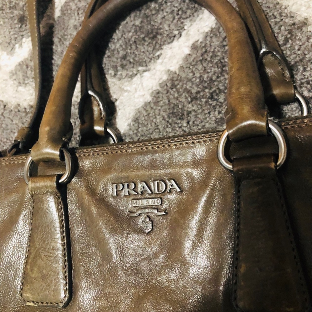 Brown Italian leather authentic Prada handbag